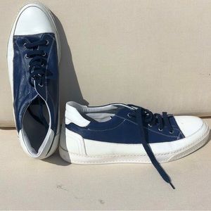 MENS NAVY & WHITE LEATHER SNEAKERS
